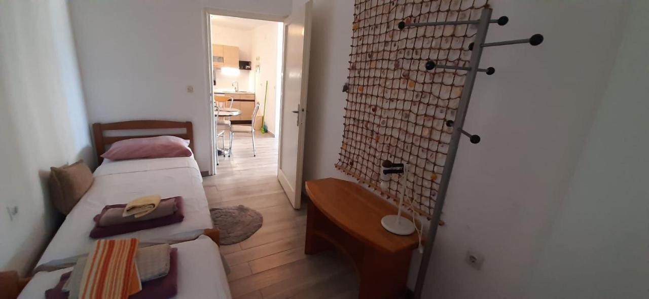Apartment Mezaroca Rogoznica  Exteriör bild