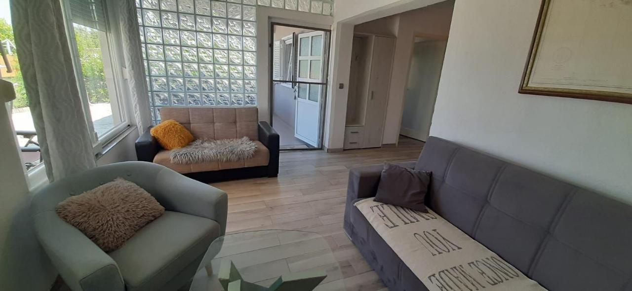 Apartment Mezaroca Rogoznica  Exteriör bild
